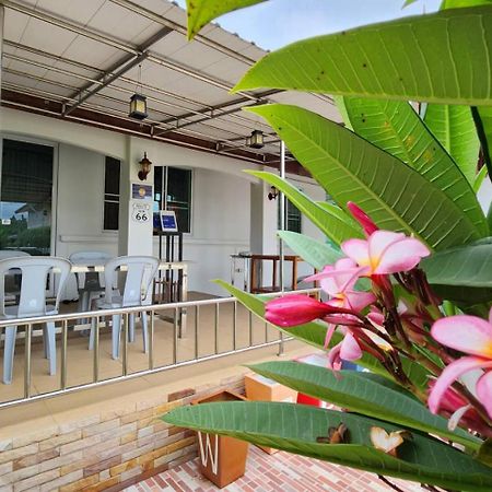 Nuch'S Apple Guest House Si Bun Ruang Dış mekan fotoğraf