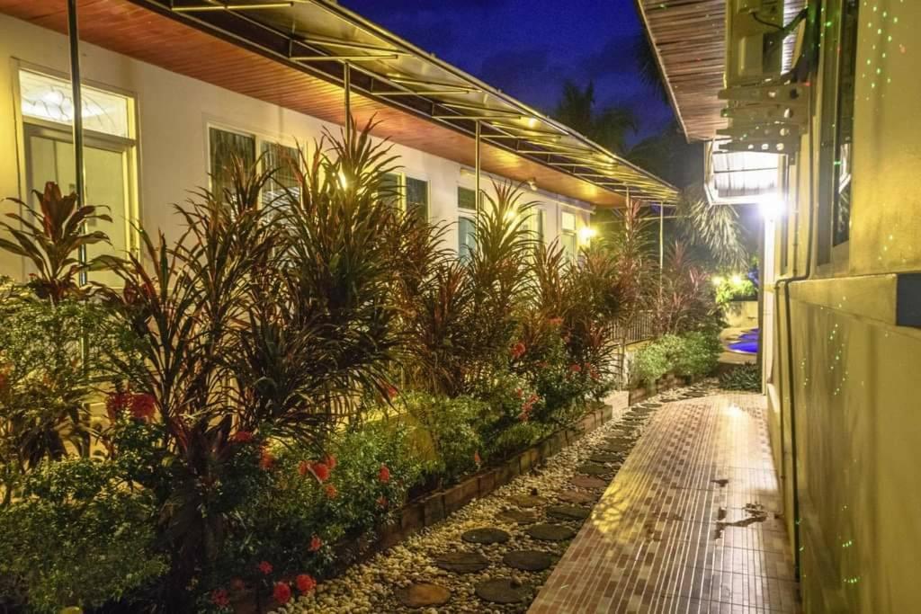 Nuch'S Apple Guest House Si Bun Ruang Dış mekan fotoğraf