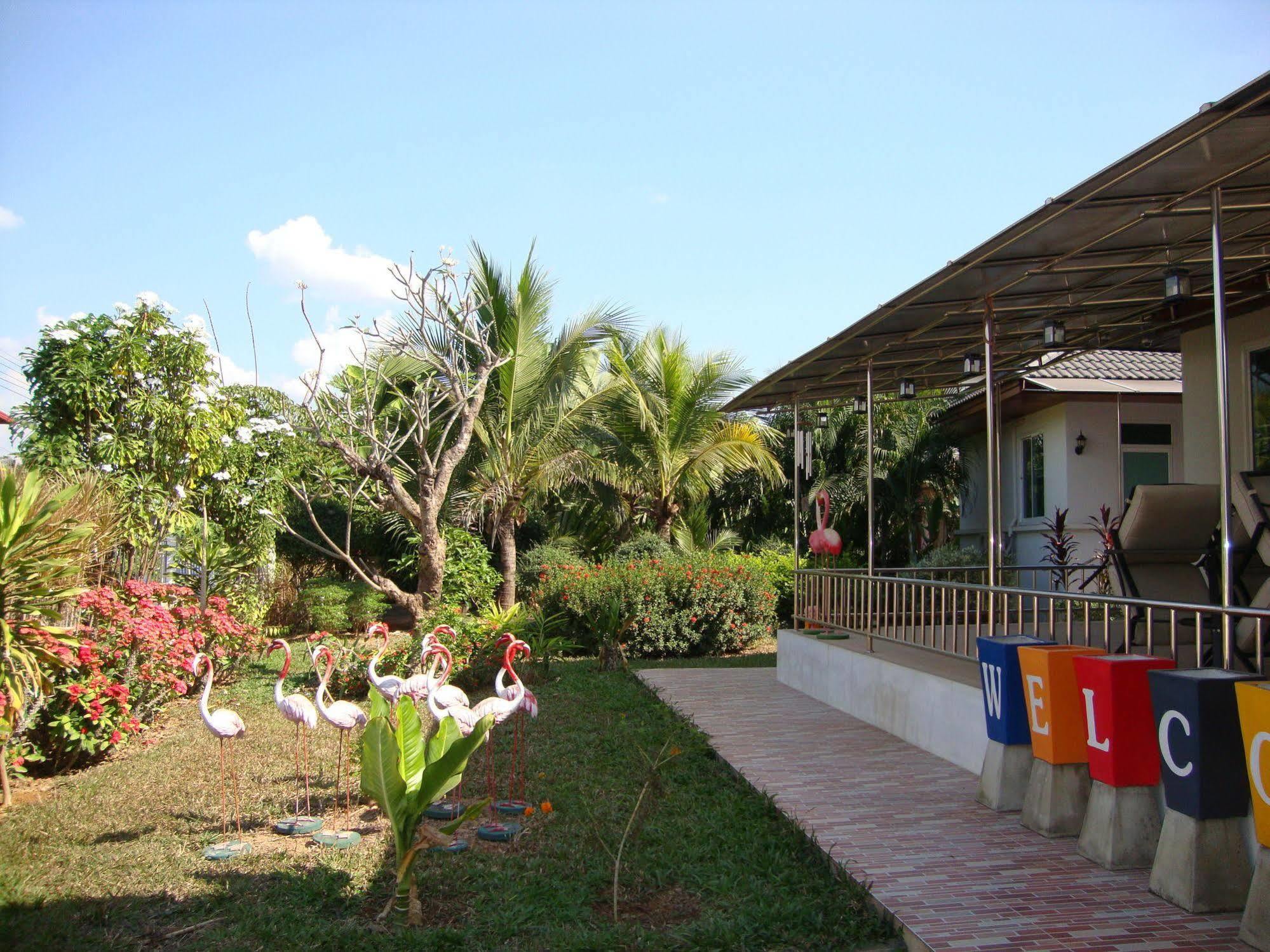 Nuch'S Apple Guest House Si Bun Ruang Dış mekan fotoğraf