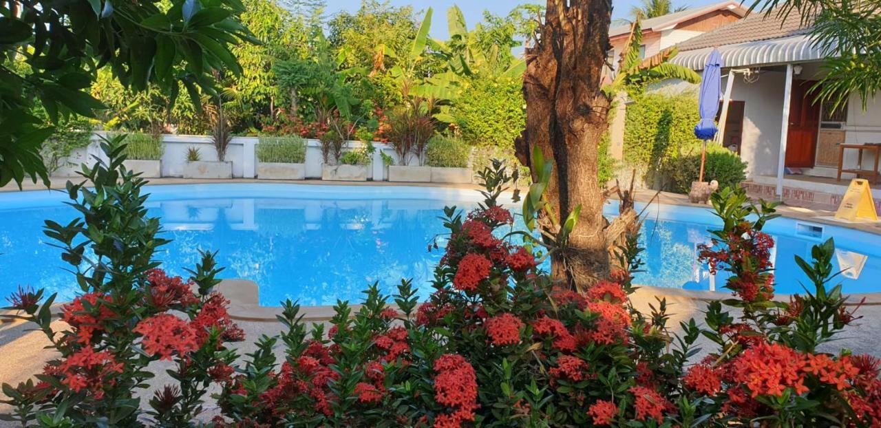 Nuch'S Apple Guest House Si Bun Ruang Dış mekan fotoğraf